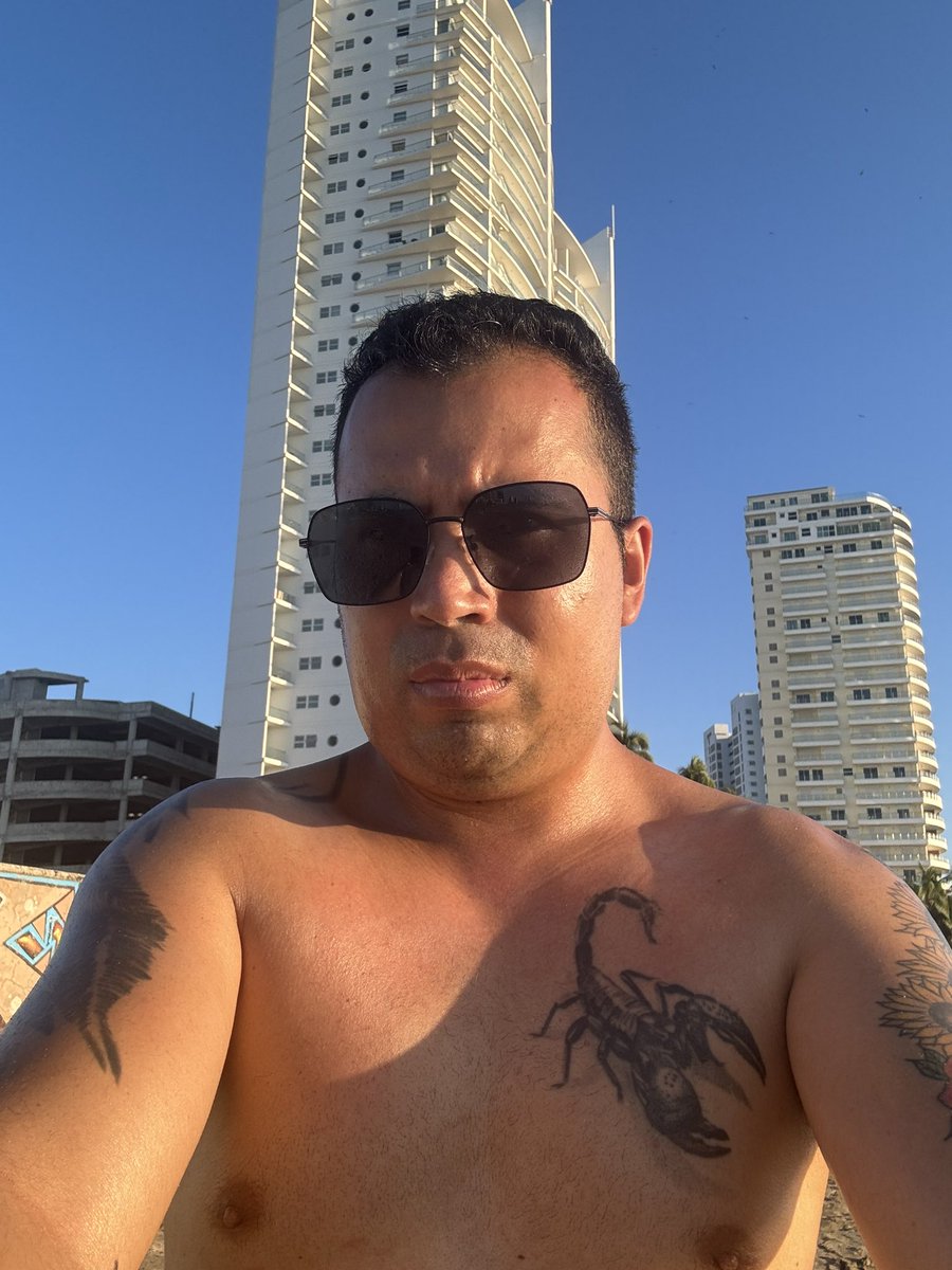 iyotamsito's tweet photo. Otras de hoy en el #happybday  #guapo #handsome #fitness #fitnessboy #fitnessbody #gay #gayguy #instagay #instaguy #igboy #gayhot #mexicangay #mexicanguy #underwear #guywithiphone #iggay https://t.co/PkYapCiVnM