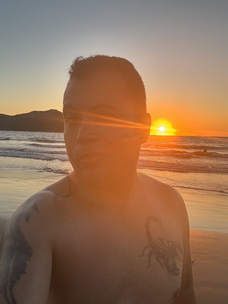 iyotamsito's tweet photo. #happybday  #guapo #handsome #fitness #fitnessboy #fitnessbody #gay #gayguy #instagay #instaguy #igboy #gayhot #mexicangay #mexicanguy #underwear #guywithiphone #iggay https://t.co/PYfdQGQYMW