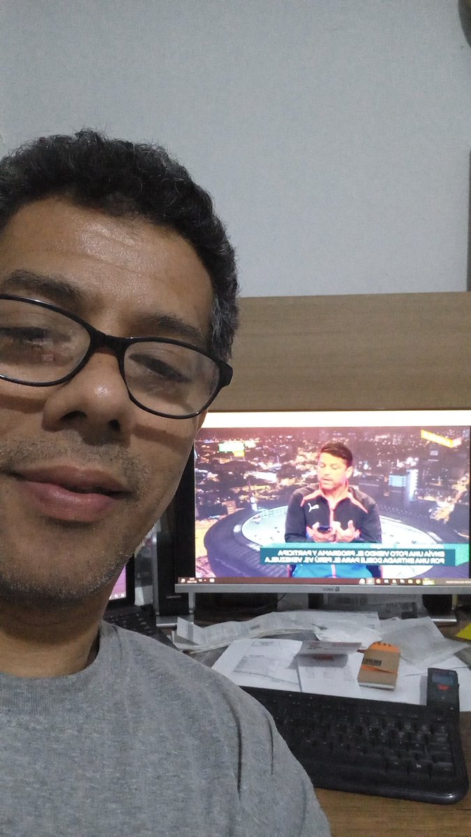Charlynoc2014's tweet photo. #Alangulo quiero mi entrada ...siempre por siempre Arriba Peru https://t.co/0LfI3Le0zv