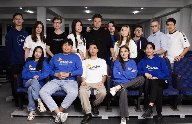 toraighyr's tweet photo. Давайте познакомимся поближе с нашей незаменимой командой Enactus
Toraighyrov!
• Мы - коллектив людей, которых объединяет Желание изменить мир к лучшему! Каждый день мы работаем и
приносим огромный вклад в развитие нашей команды. https://t.co/I6rZehhPEA