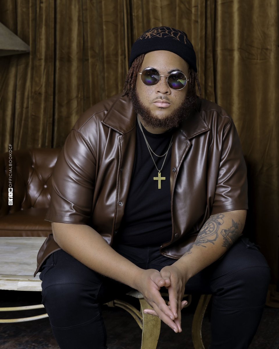 Vintage 📺
📸: <a href="/OfficialBookDGF/">DGF</a>

BookDGF.com

#BookDGF #GetRightOrGetLeft #EduFloInc #PhotoOfTheDay #Photography #Design #Melanin #SoFlo #FtLauderdale #Miami