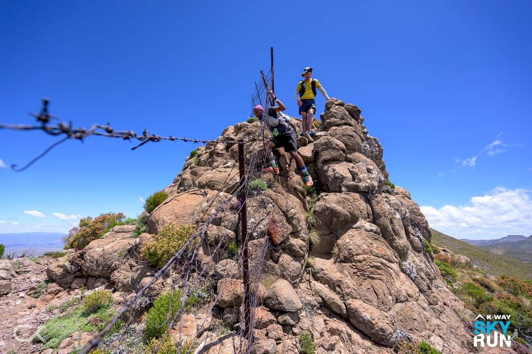 TigerLetebele's tweet photo. K-Way Skyrun 2023 π© I went through torture , I've put my body under immense pain it wasn't easy but I managed to finish in 14h:49m:42sππ
@kwaySA
I run to conquer mountains β°οΈ
#Tigerπ
#Letebele π±πΈ
#TrailRunner
#TrapNLos
#RunningWithTumiSole
#HellOfARun
#Skyrun https://t.co/20oxQe60o8