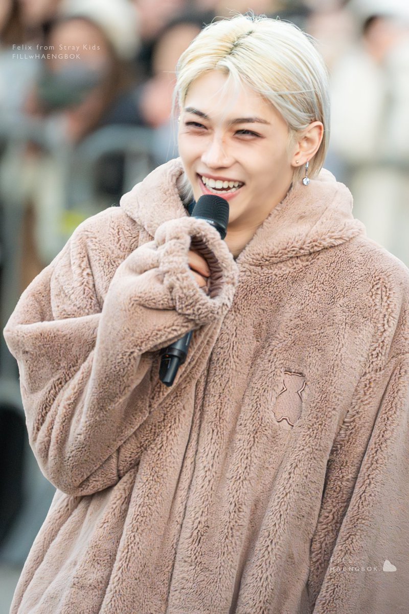 AQO STUDIO SPACE - AQO BEAR FUR JACKET BEIGE🧥 Pre-Order | KST Nov