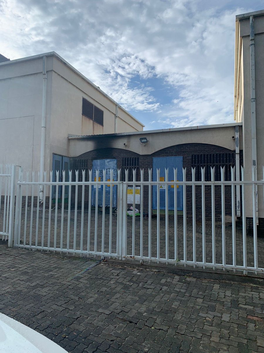 TessTurvey's tweet photo. @CityPowerJhb 93 HOURS of no power. Not prioritized by CP to repair, empty substation.
Current CPWEB4072990: &amp; multiple Closed calls for the same issue: CPWEB4072347 &amp; CPWEB4071184 &amp; CPWEB4069147 https://t.co/WJKxKxZcFR