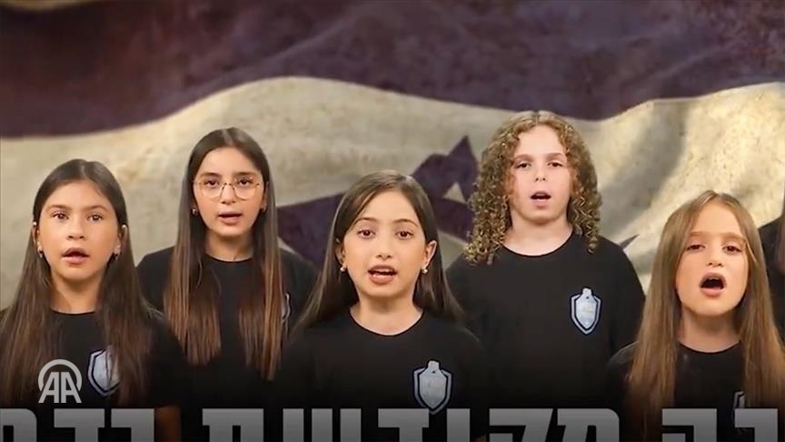 aa_arabic's tweet image. بيوم #الطفل.. أغنية رددها أطفال #إسرائيليون تدعو لتدمير #غزة v.aa.com.tr/3059506