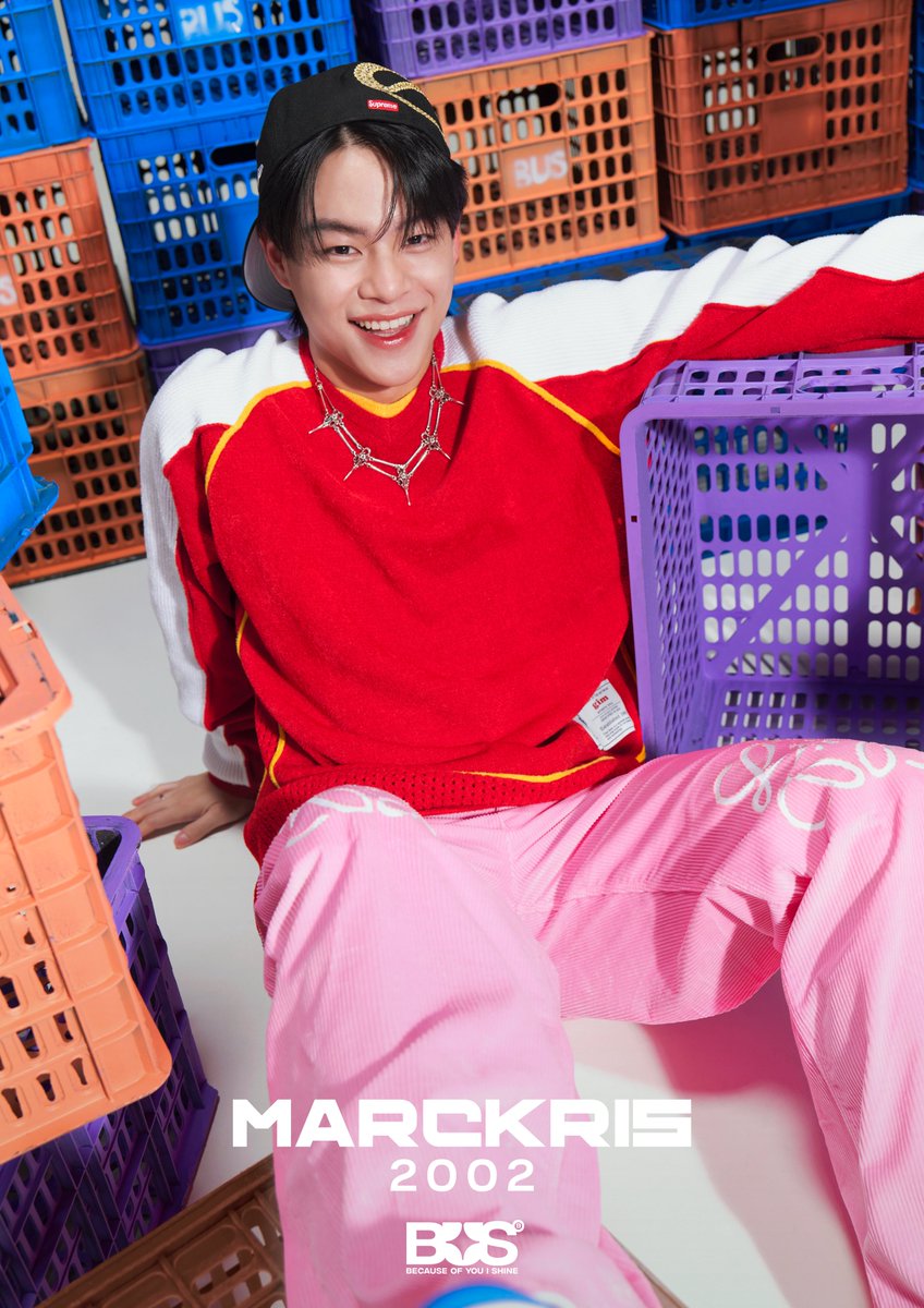 BUS_SONRAY's tweet photo. Member Concept Photo | MARCKRIS
Mix &amp; Match ver.

#BUS_ConceptPhoto
#MARCKRIS
#BUSbecauseofyouishine
#SONRAYMUSIC https://t.co/2Yj34yiYjH