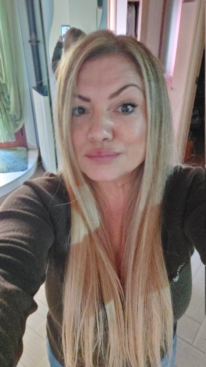MeliSolidea's tweet photo. Buon Compleanno a me ! https://t.co/Xi9mNHdVOB