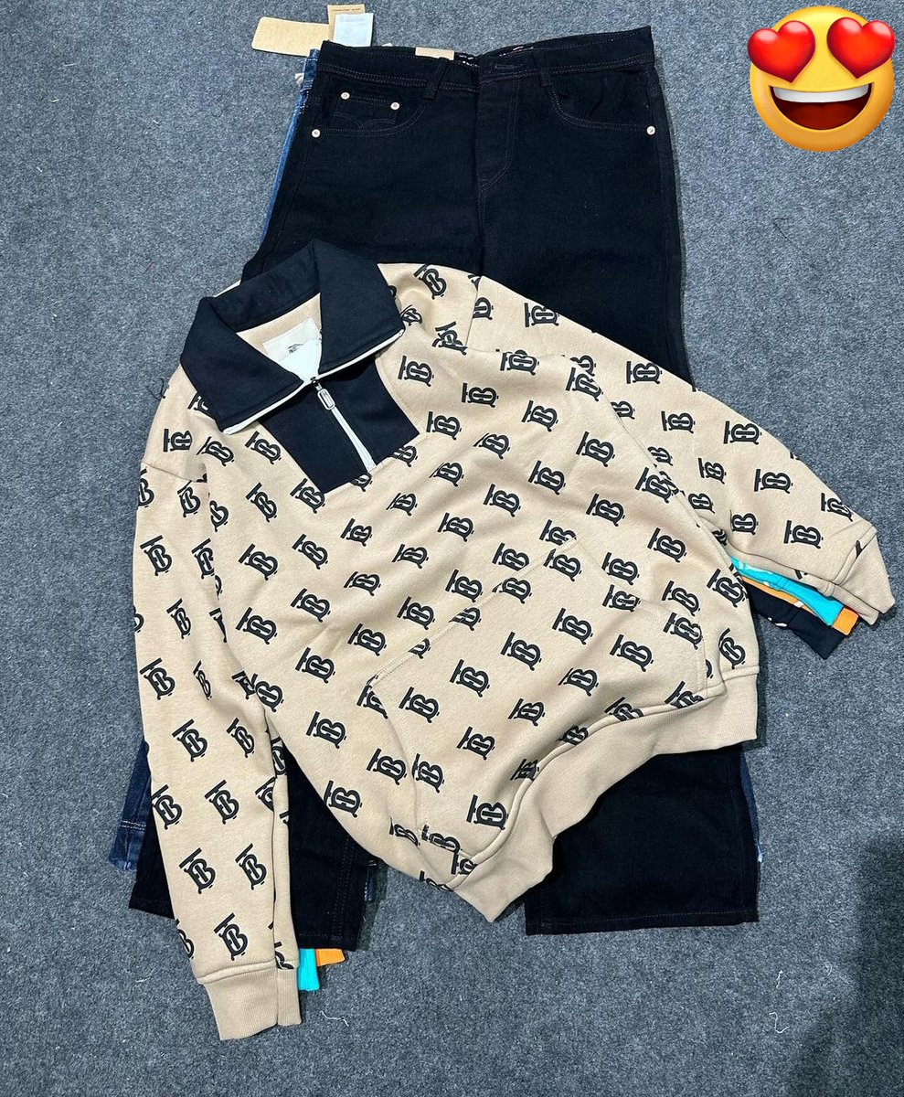 Vikrant5589's tweet photo. Heyy guys checkout new collection of imported articles.... ❣️✌... #ICCCricketWorldCup2023Final #wintercollection #sneakers #sneakerhead #sportsshoes #salesalesale #INDvAUS #bjp https://t.co/AN6Yd9fZDk