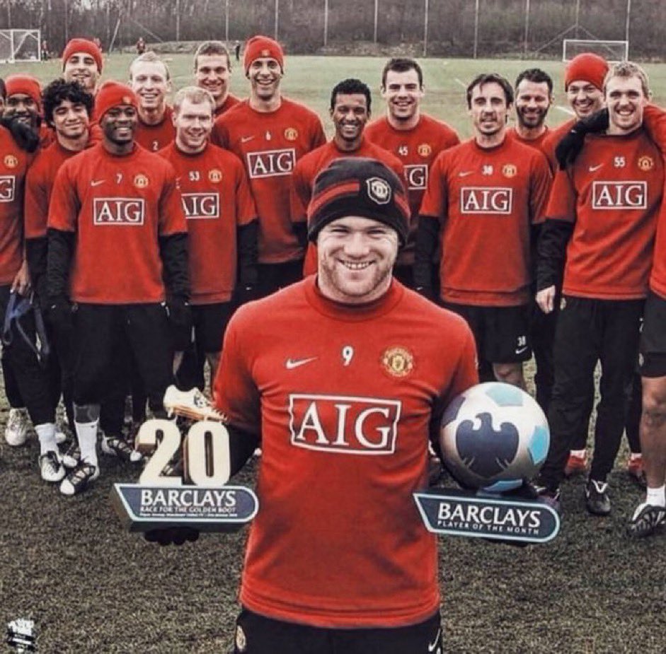 TheShowtimeReds's tweet photo. Wayne Rooney 𝐏𝐢𝐜𝐭𝐮𝐫𝐞𝐬 𝐓𝐡𝐚𝐭 𝐆𝐨 𝐇𝐚𝐫𝐝

A THREAD. https://t.co/pFgqevN4S6