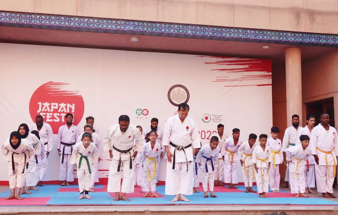 HussainAliChan8's tweet photo. JKA Pakistan successfully organized Karate demonstration at the occasion of Japan Fest 2023 held at Arts Council of Pakistan, Karachi. Japan Fest 2023 organized by Japan Consulate Karachi. Myself, instructors and players performed in demonstration. https://t.co/xpbTFnSVKy