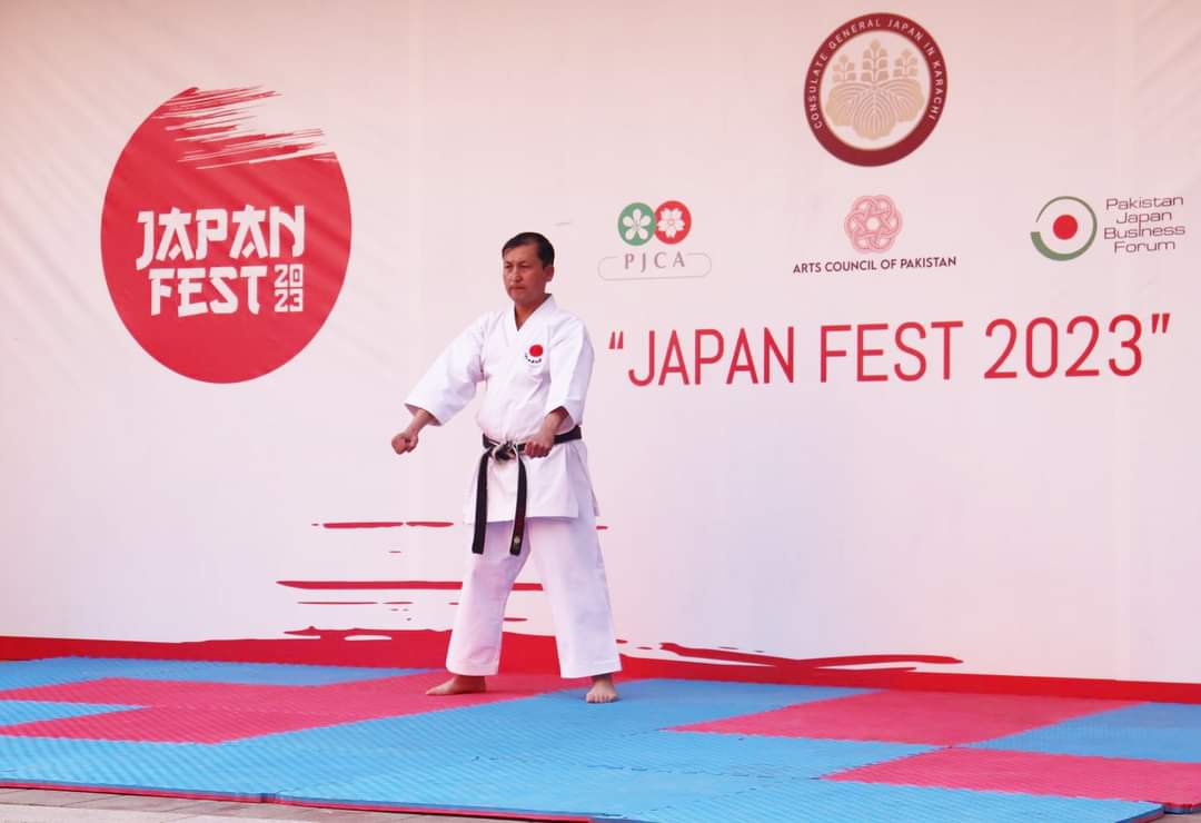 HussainAliChan8's tweet photo. JKA Pakistan successfully organized Karate demonstration at the occasion of Japan Fest 2023 held at Arts Council of Pakistan, Karachi. Japan Fest 2023 organized by Japan Consulate Karachi. Myself, instructors and players performed in demonstration. https://t.co/xpbTFnSVKy