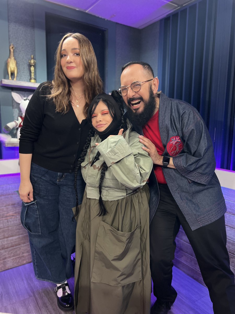 AlvaroCueva's tweet photo. Amandititita e Ileana Rodríguez, “Señoras Punk”, en “La cueva de Álvaro”:
https://t.co/Gdd4Bbx7kk
@reclu @amandititita @senoraspunk #SeñorasPunk #SenorasPunk #Amandititita #ILeanaRodriguez #LaReclu #Señoras #Senoras #Pop #Musica #Podcast #LaCuevaDeAlvaro #Spotify #Mexico https://t.co/HrCbNHFBuT
