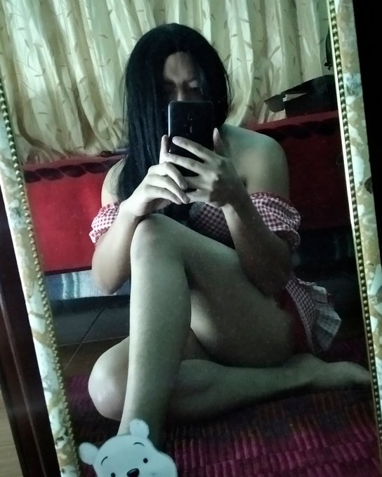 Y si lo hacemos a escondidas 🔥🔥??? . . . #LGBT #trans #redridinghood #selfie #crossdresser #sexy https://t<a href="/tag/lgbt"class="tags">#LGBT</a><a href="/tag/selfie"class="tags"><span>#selfie</span></a><a href="/tag/sexy"class="tags"><span>#sexy</span></a><a href="/tag/trans"class="tags"><span>#trans</span></a><a href="/tag/crossdresser"class="tags"><span>#crossdresser</span></a><a href="/tag/redriding"class="tags"><span>#redriding</span></a>