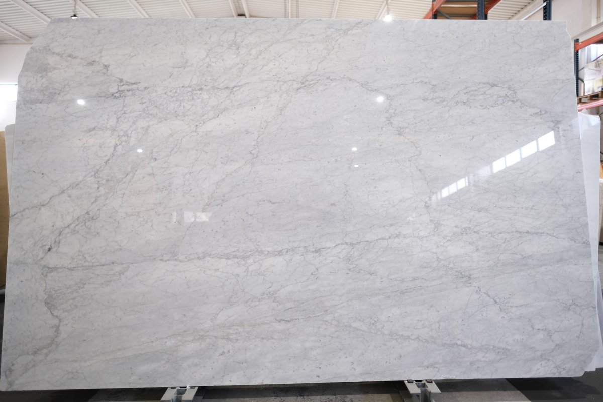 uggrec's tweet photo. Carrara CD Extra 3cm, Italy  
#carraracdextra "marmorecarraracdextra https://t.co/ZIt7wpPJg3