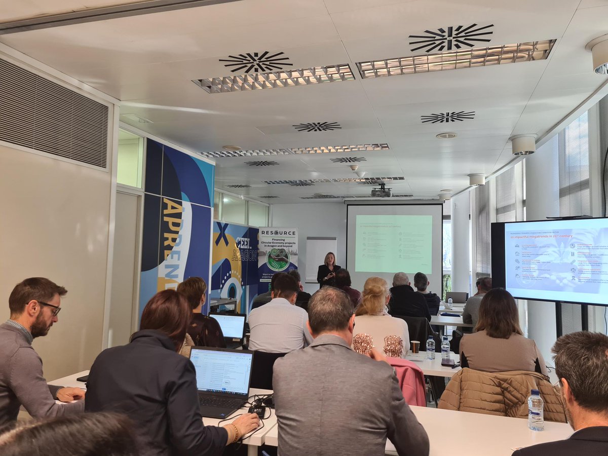 CEEIARAGON's tweet photo. ♻️Continúa en @CEEIARAGON el workshop "Cómo hacer una presentación de Alto Impacto" en el marco del proyecto @Resource_Invest con la intervención de Xana Belastegu @Swanlaab
📌@AncesSpain @aitiip #Bugcle #Feltwood #SmartMoss #Reciclaysuma @biogroup_usc #Cerfo #Ecohelpwaste https://t.co/dbOhMCKWd4