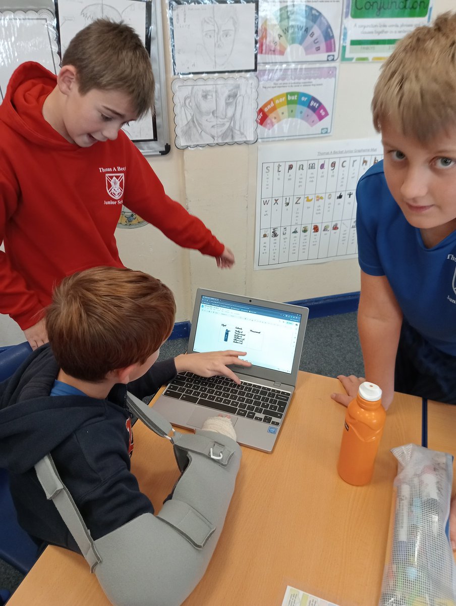 TABJuniorSchool's tweet image. Lots of exploration happening in Year 5 maths this week looking at estimating capacity and volume. Lots of great discussion and debate and most importantly, they had great fun!
#TABisFAB #mathsiscool #year5