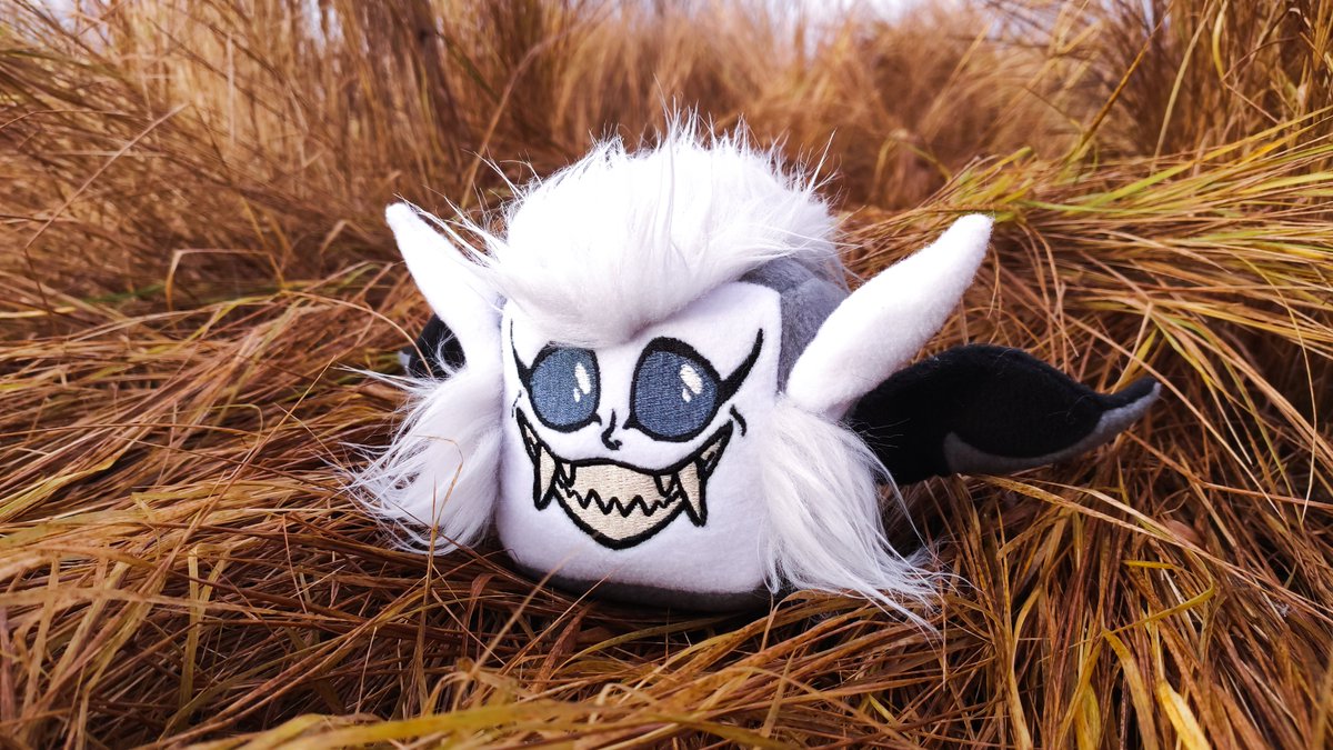 Antanariva's tweet photo. Cubic owlbeast! Or Cube Eda! :D  made by my friend Silva. Some more characters are coming too soon
#toh #TheOwlHouse #EdaClawthorne #owlbeast https://t.co/MLShCFYd8r