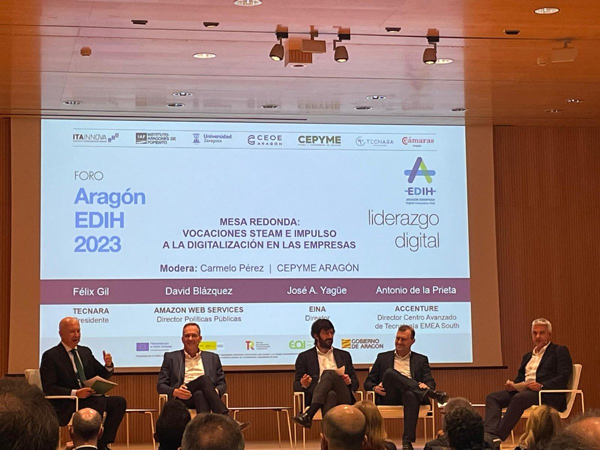 cepymearagon's tweet photo. 🗣️"A la formación no hay que tenerle miedo, menos a las STEAM. A esta formación también hay que incorporarle el emprendimiento, que es clave"
#ForoAragónEDIH https://t.co/5l9KVQxkE0