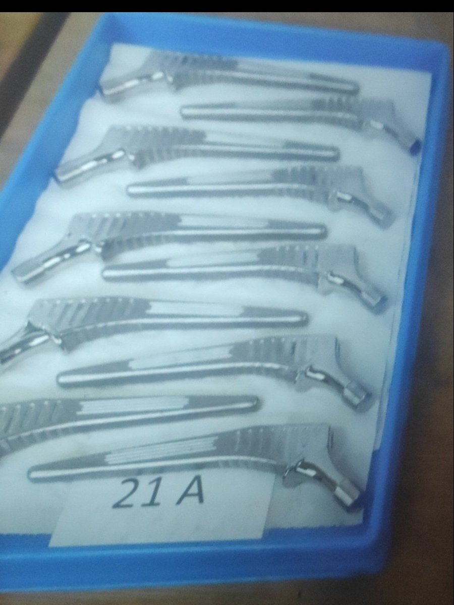 On vous embarque avec nous :  #semainedelindustrie en #bfc #besancon retrouvez tous nos événements sur #MEE mes événements emploi et d'ailleurs que fabrique cette entreprise ? #tousmobilises #avecpoleemploi autour des #metiers en tension. On recrute en #industrie 👌