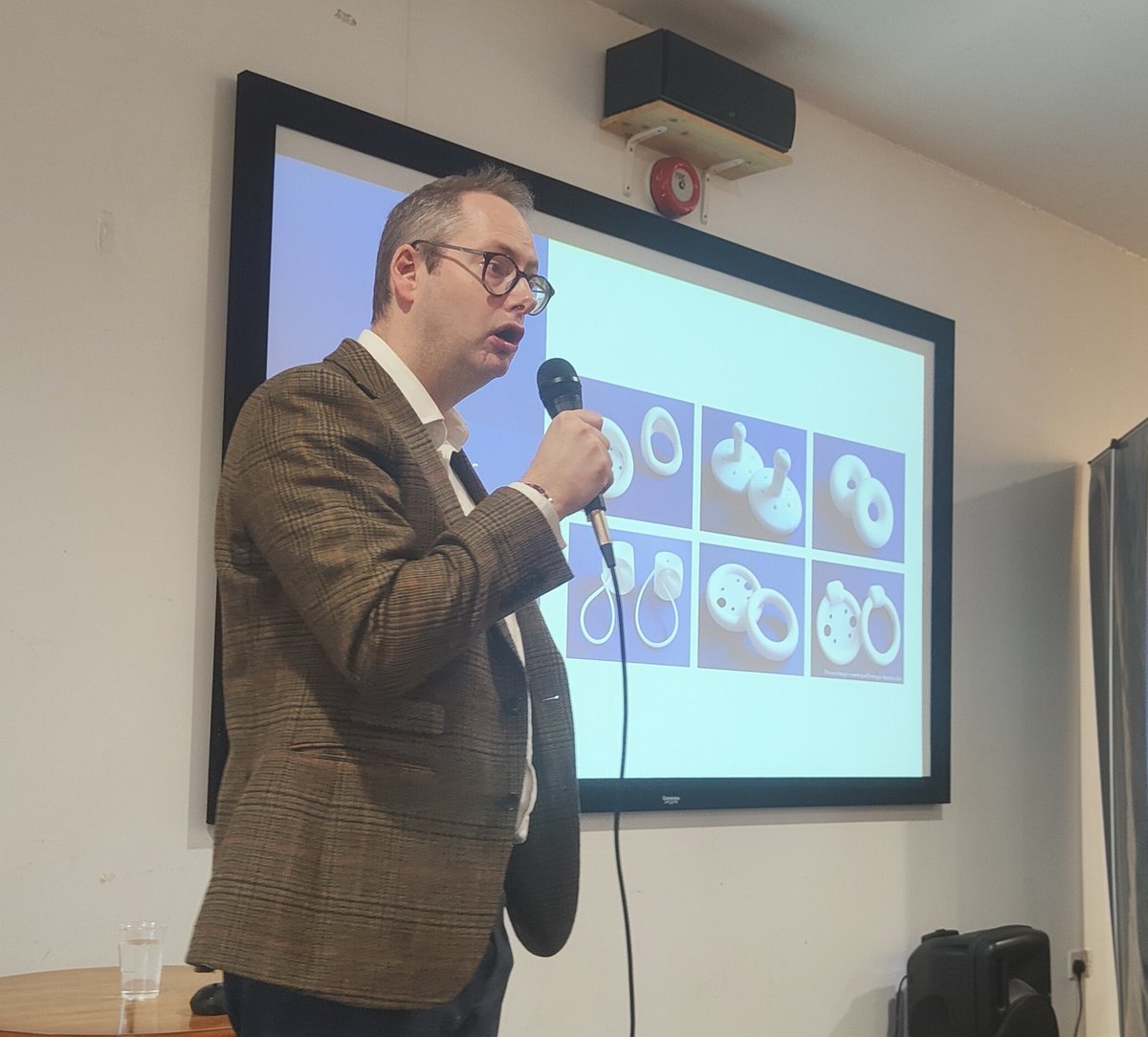 Jenna Sweeney (@tprphysio) on Twitter photo Mr Gray discussing the benefits of 'physio, physio, physio' & cube pessaries which can work very well for young patients with prolapse, where they can self manage them easily #pelvicfloorstudyday #theunspokentaboo <a href="/NandW_LMNS/">N & W Local Maternity and Neonatal System</a> Mr Gray discussing the benefits of 'physio, physio, physio' & cube pessaries which can work very well for young patients with prolapse, where they can self manage them easily #pelvicfloorstudyday #theunspokentaboo <a href="/NandW_LMNS/">N & W Local Maternity and Neonatal System</a>