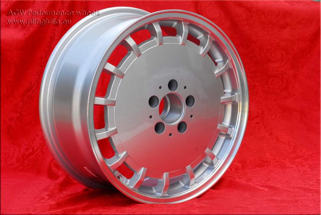 cerchiepoca's tweet photo. #Mercedes alloy wheels #Gullideckel style 8x17 ET11 5x112 silver/diamond cut, brand new replica #wheels #Warranty 3 years by manufacturer. #TUV #certification available (parts certificate). Available also the Swiss certification. 
by #cerchiepoca
https://t.co/vBJEV7E2NI https://t.co/6AWiA3KF1n