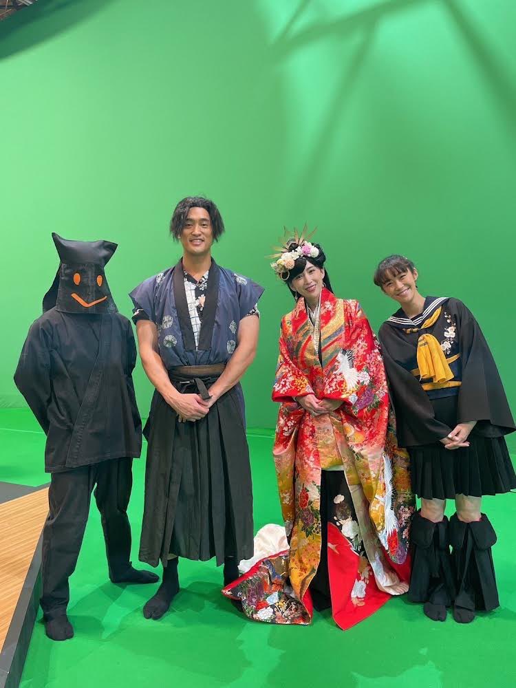 King47_toei's tweet image. 👑オフショット👑
大反響の37話オフショットです📸

夏の映画ぶりとなる #雛形あきこ さんのご出演！すっかりトウフ国の一員です🌾

『イロキの乱』まだ見ていない方はぜひ見逃し配信で！

37話の見逃し配信は【TVer・ABEMA・TELASA・TTFC】で！
#キングオージャー #王様戦隊