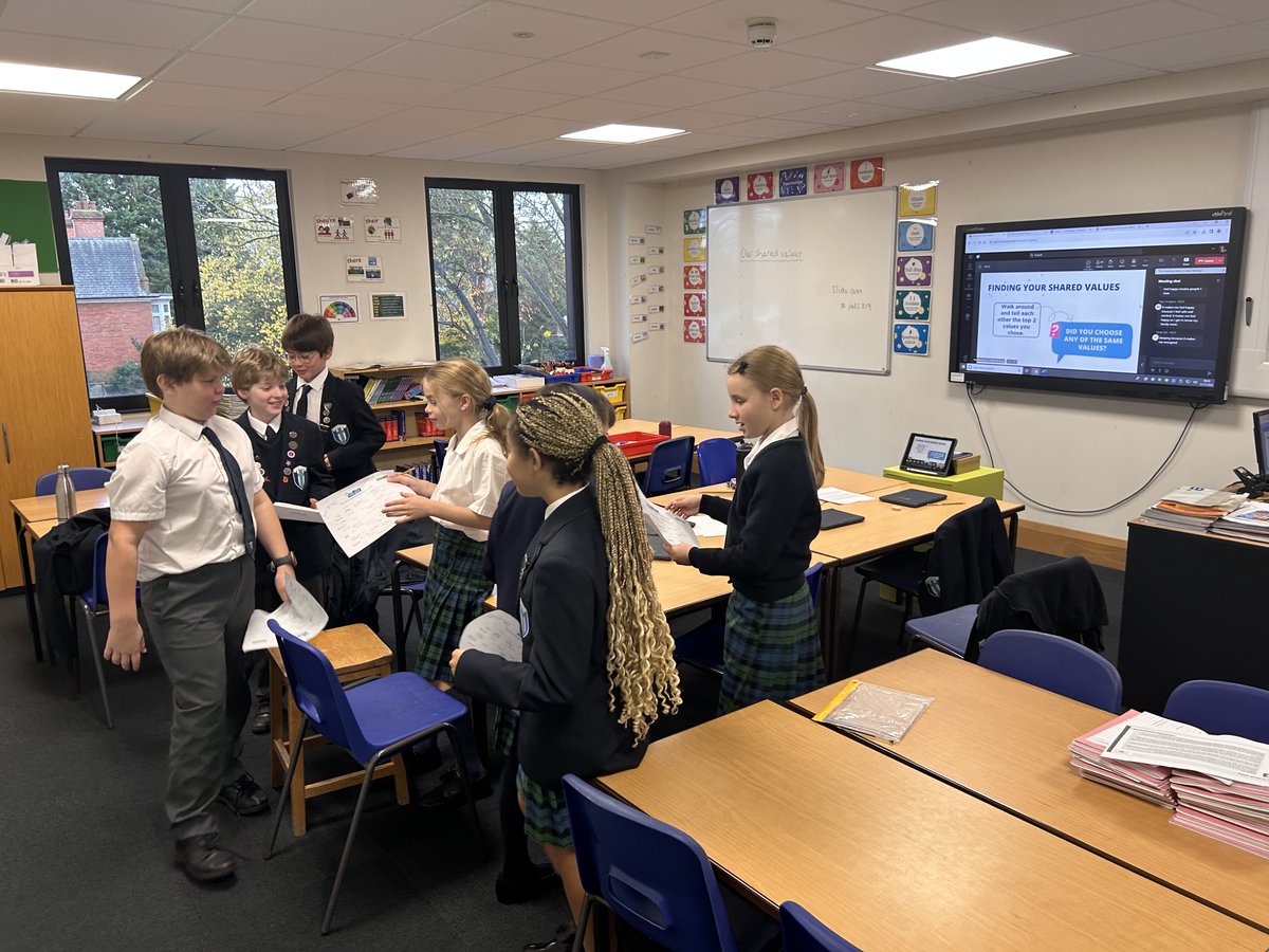 Lincoln Minster School tweet media