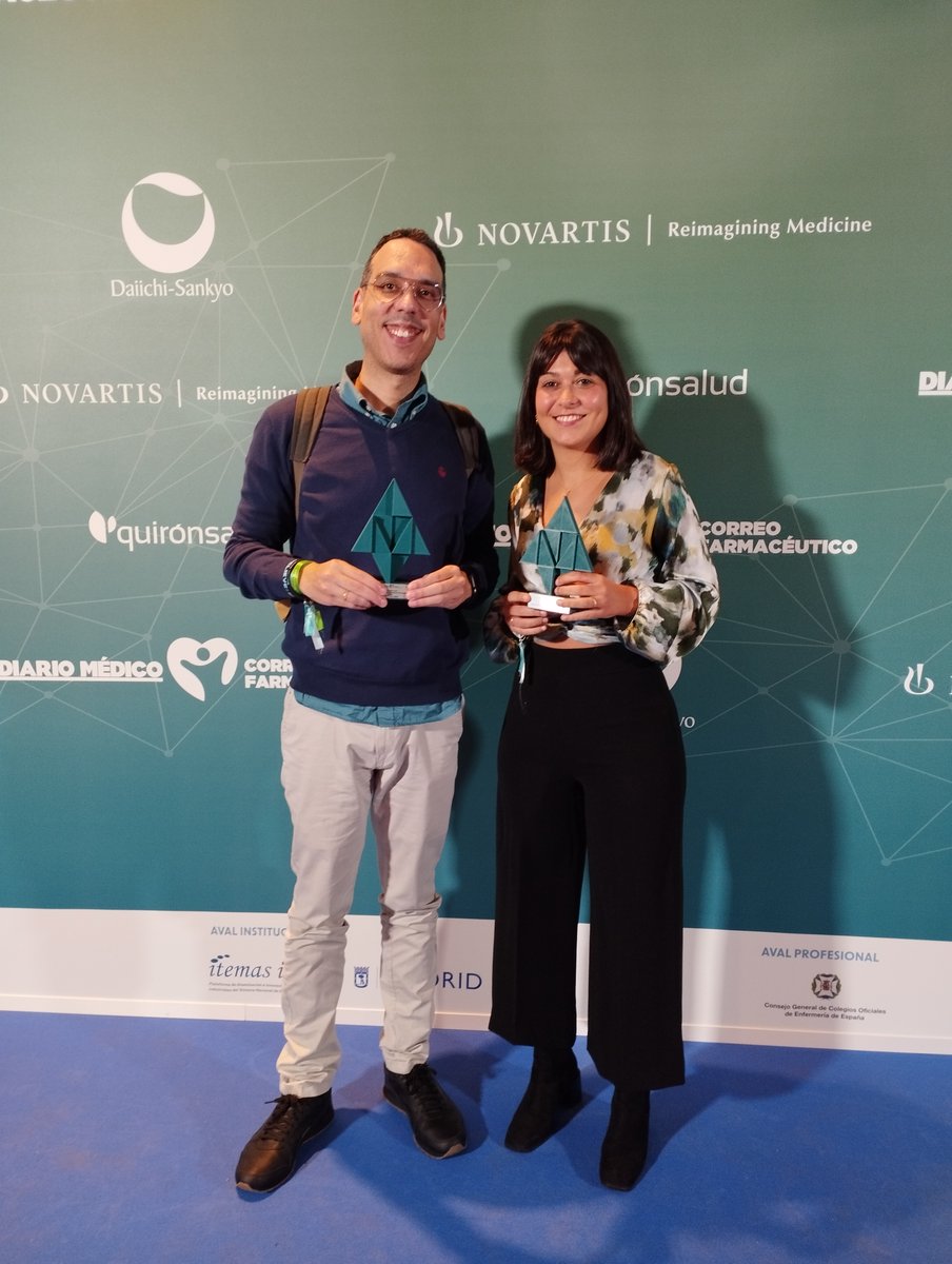 Nuestros investigadores Iria Varela y Frank Betances recogieron ayer el Premio EnnovaHealth 2023 de Transformación Digital por los proyectos NEmecum y REDILE. 

<a href="/diariomedico/">Diario Médico</a> <a href="/CFarmaceutico/">Correo Farmacéutico</a> <a href="/santiagosergas/">Área Sanitaria de Santiago e Barbanza</a>  <a href="/FarmaCHUS/">FarmaCHUS</a> <a href="/ACIS_sergas/">Axencia Galega de Coñecemento en Saúde</a> <a href="/axenciaGAIN/">Axencia Galega de Innovación</a> 
#investigación #IDIS #sanidad