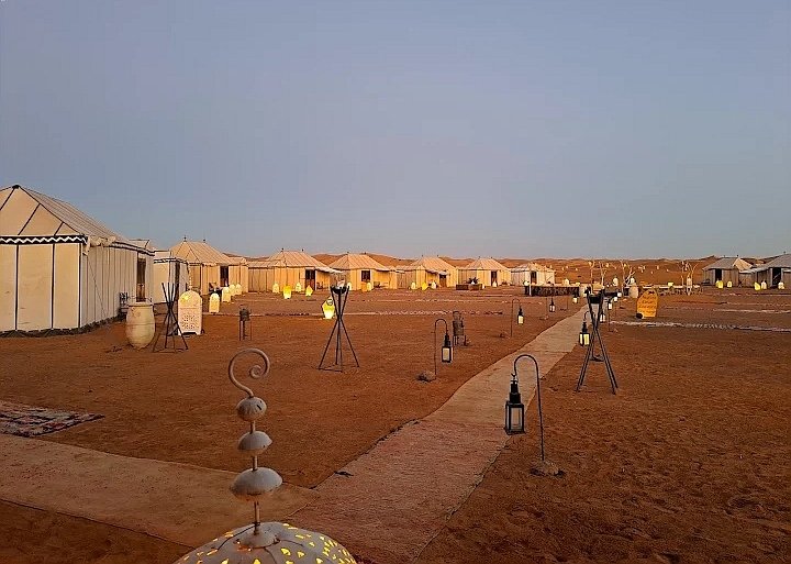 MoroccoCheap's tweet photo. Our Morocco tours allows you to traverse the enormous sand dunes and rocky terrain of the sahara desert, and get the opportunity to take in the splendor of the desert by camel ride &amp; camping in the heart of the Sahara 🏜🇲🇦

Book your tour with us:

🌍https://t.co/lgtdUZ03ve https://t.co/o7kXuJpour