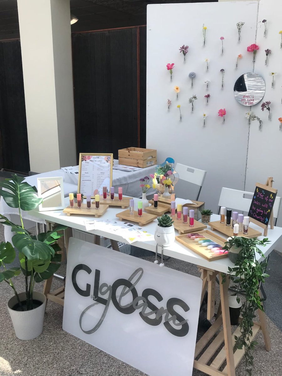 Sanabel_QU's tweet photo. Here are a few shots from our stalls in C01! 🤩  and food stalls at I11 😋. https://t.co/pcAGnqyXet