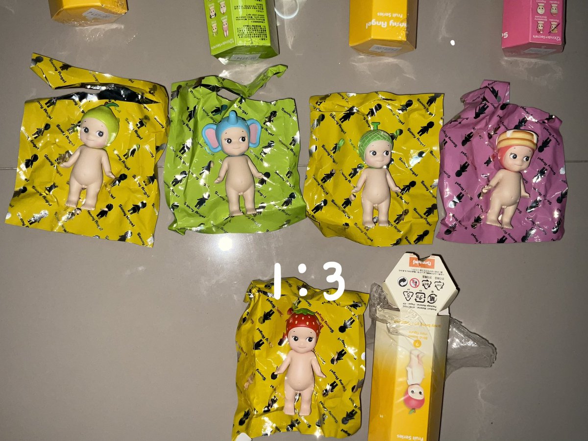 issasonnys's tweet photo. selling ufs wts lfb sonny angels ph
🍓 strawberry set 🍓

— 2,000PHP (500 ea, free pf)
— 1:3 ratio, strawb to any 3 from top row
— all fresh pulls today except strawb
— strawb has a faint yellow stain on head, x sensi

t. fruits pear melon animal ver 1 elephant sweets pancake https://t.co/3fkNhNEL31