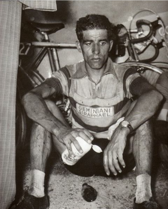 twocGAME's tweet photo. Federico Bahamontes "The Eagle of Toledo"winner of the National road championships 1950, 1958, National Amateur champion 1950, National Hill climb champion,Tour de France 1959,La Vuelta a Espana KOM 1957 & 1958, KOM Tour de France 1954, 1958, 1959, 1962, 1963 & 1964.#spanishweek https://t.co/qTo7XOEEjX