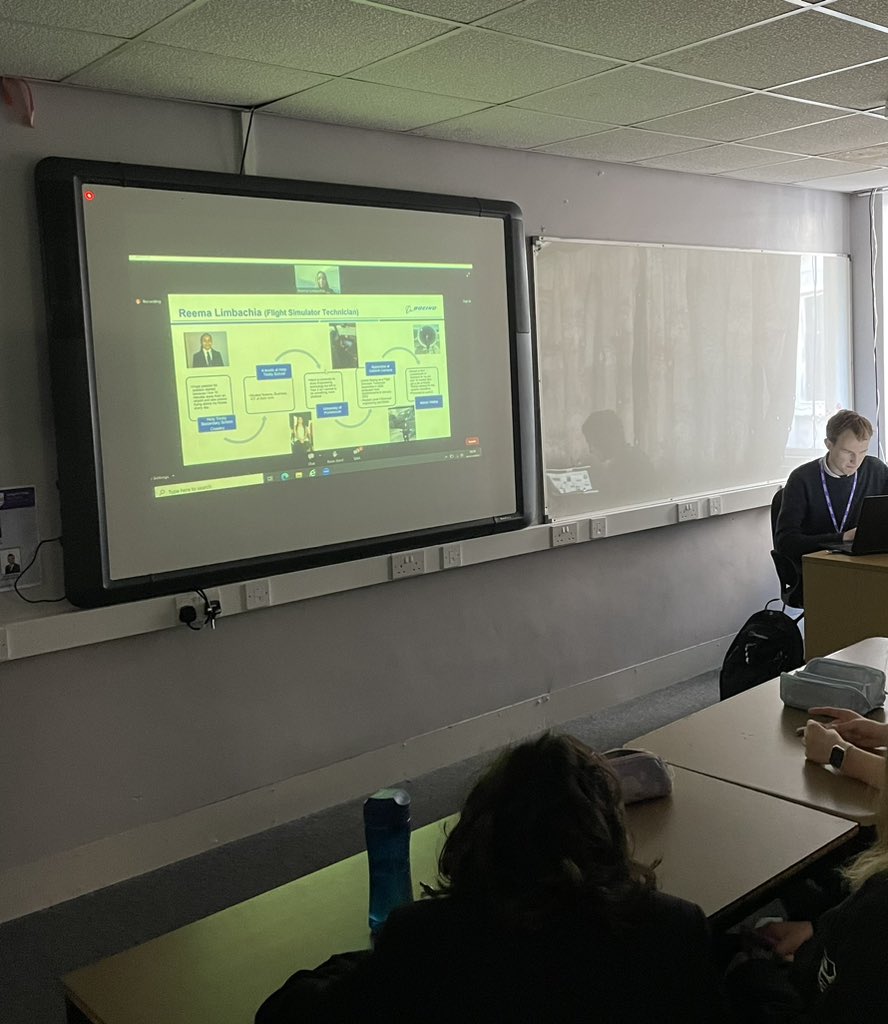 ChepICTandCS's tweet image. @chepstowschool Fantastic Seren seminar for Aviation from the Royal Airforce, Boeing and Air Scouts #soaringtosuccess ✈️