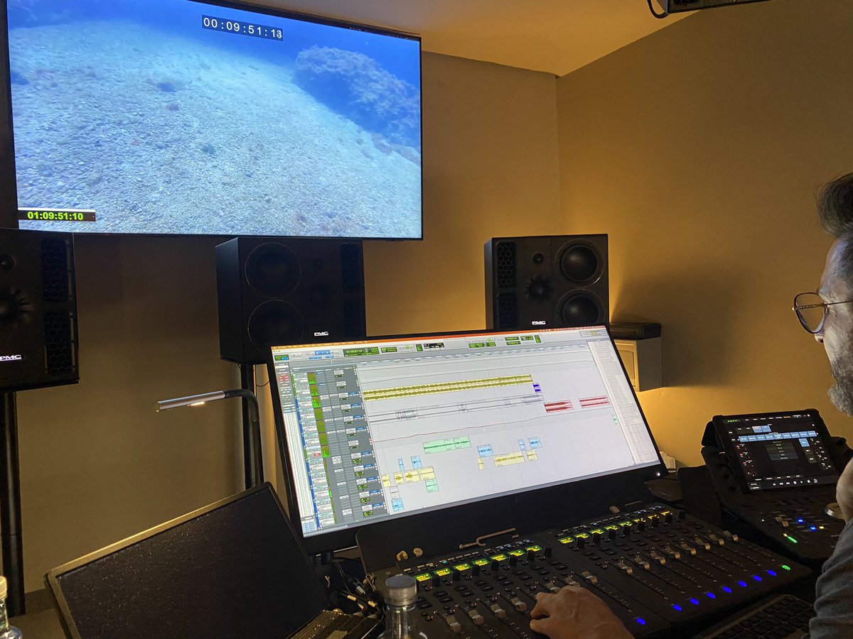 Mezclando la nueva temporada de ALERTA EN EL MAR para <a href="/NatGeoEspana/">National Geographic</a>.