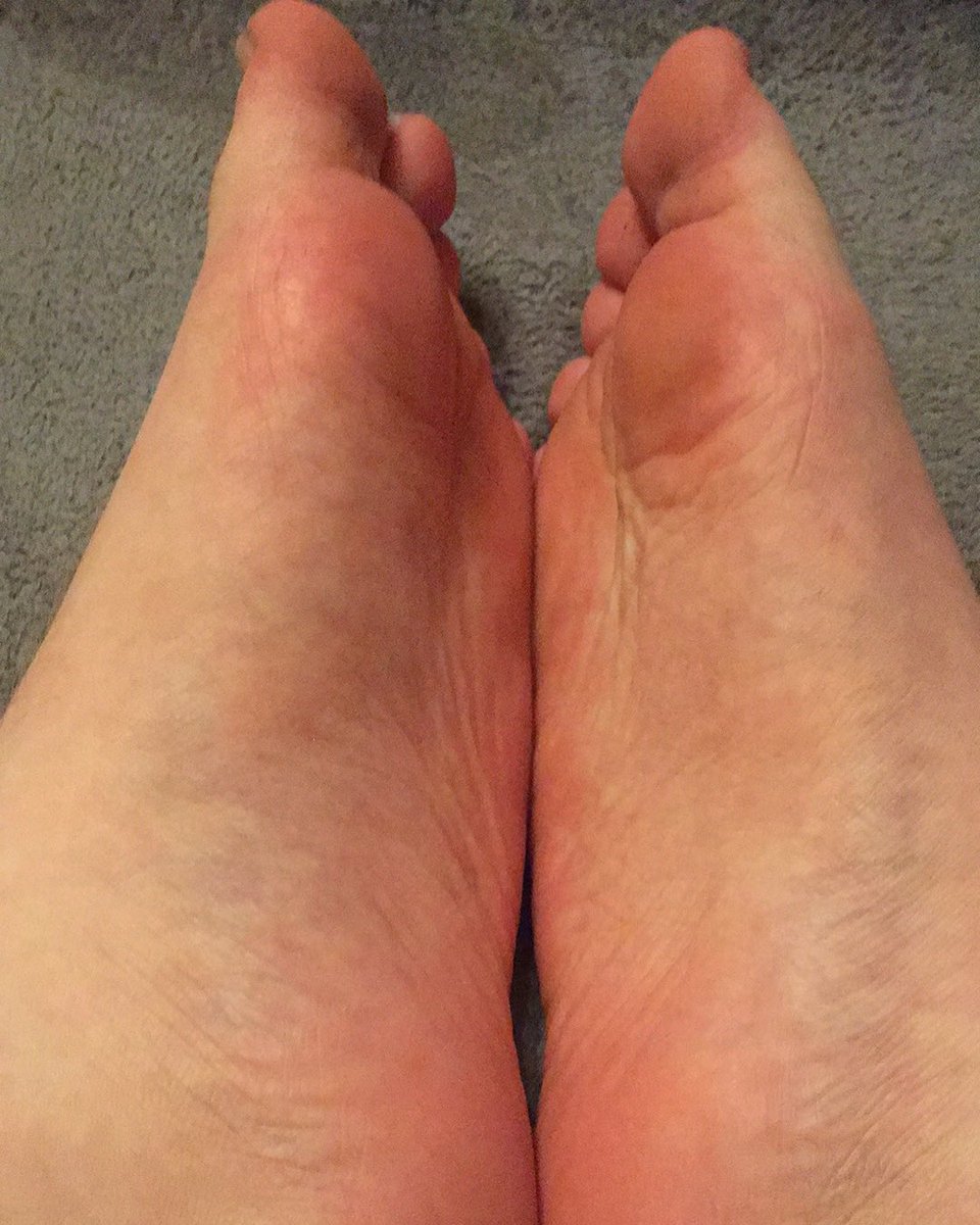 GiantGerman's tweet photo. Placing you between my massive feet and crushing you there😈🦶🏻😁 #macrophilia #macrophile #giantguy #feet #malefeet #malefeetworship #malefootfetish #malefeetfetish #footfetish #malefeetlovers #feetworship #feetfetish #malefootlover #sweatyfeet https://t.co/0qVVy1gknz