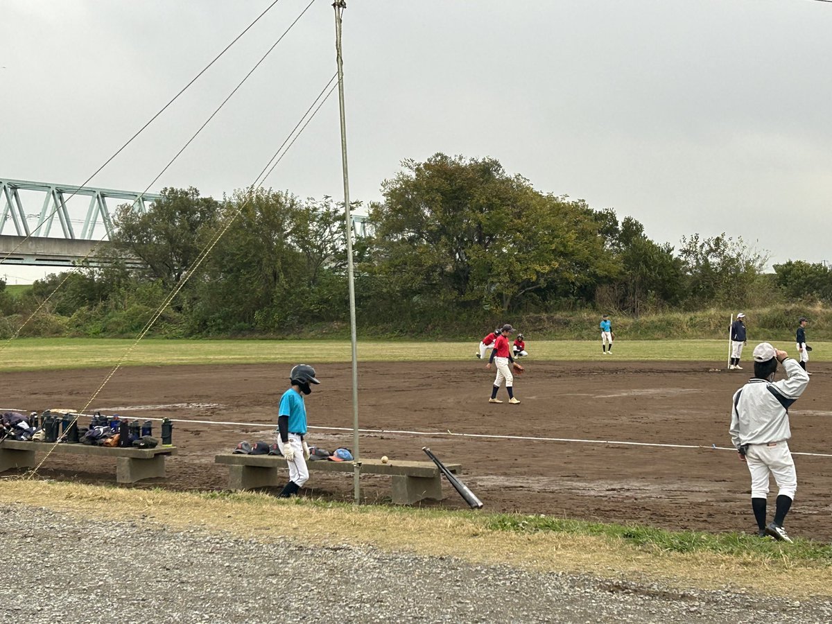 sumidasenior's tweet photo. 2023.11.18
前日に雨が降りグランド
状態が悪く朝は
ラウンドをして
午後からグランド使用して
練習をしました！！

 #墨田シニア #墨田リトルシニア #中学硬式野球 #中学野球 #関東連盟 #リトルシニア #広島東洋カープ #宇草孔基選手 https://t.co/IUnKmnbbVQ