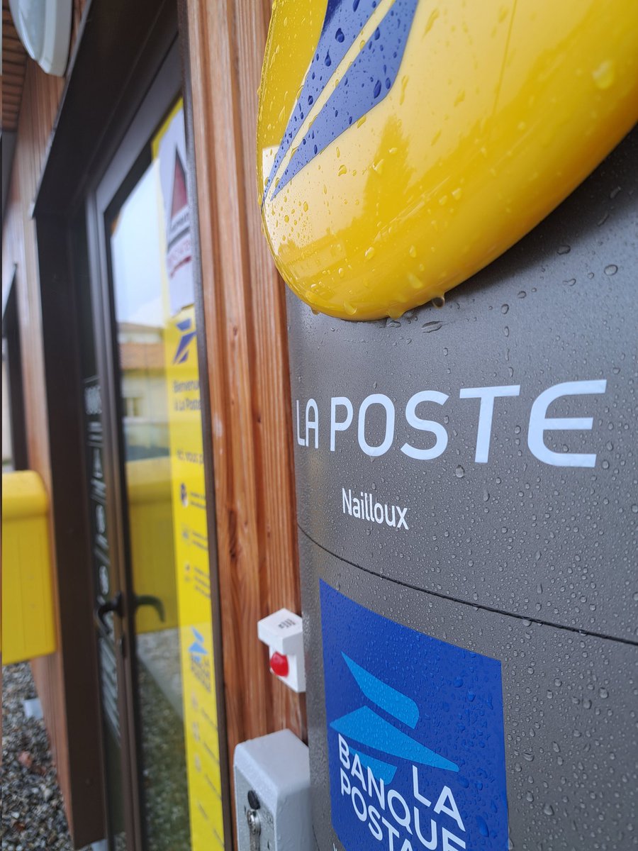 LPNews_OCC's tweet photo. A #Nailloux, en Haute-Garonne, #LaPoste, les élus de la commune et la présidente de la #CDPPT inaugurent le nouveau bureau de poste.
Une construction modulaire innovante au service des Naillousains, contribuant au dynamisme du cœur de ville.
#EngagéePourVous https://t.co/5LbLb2fBZn