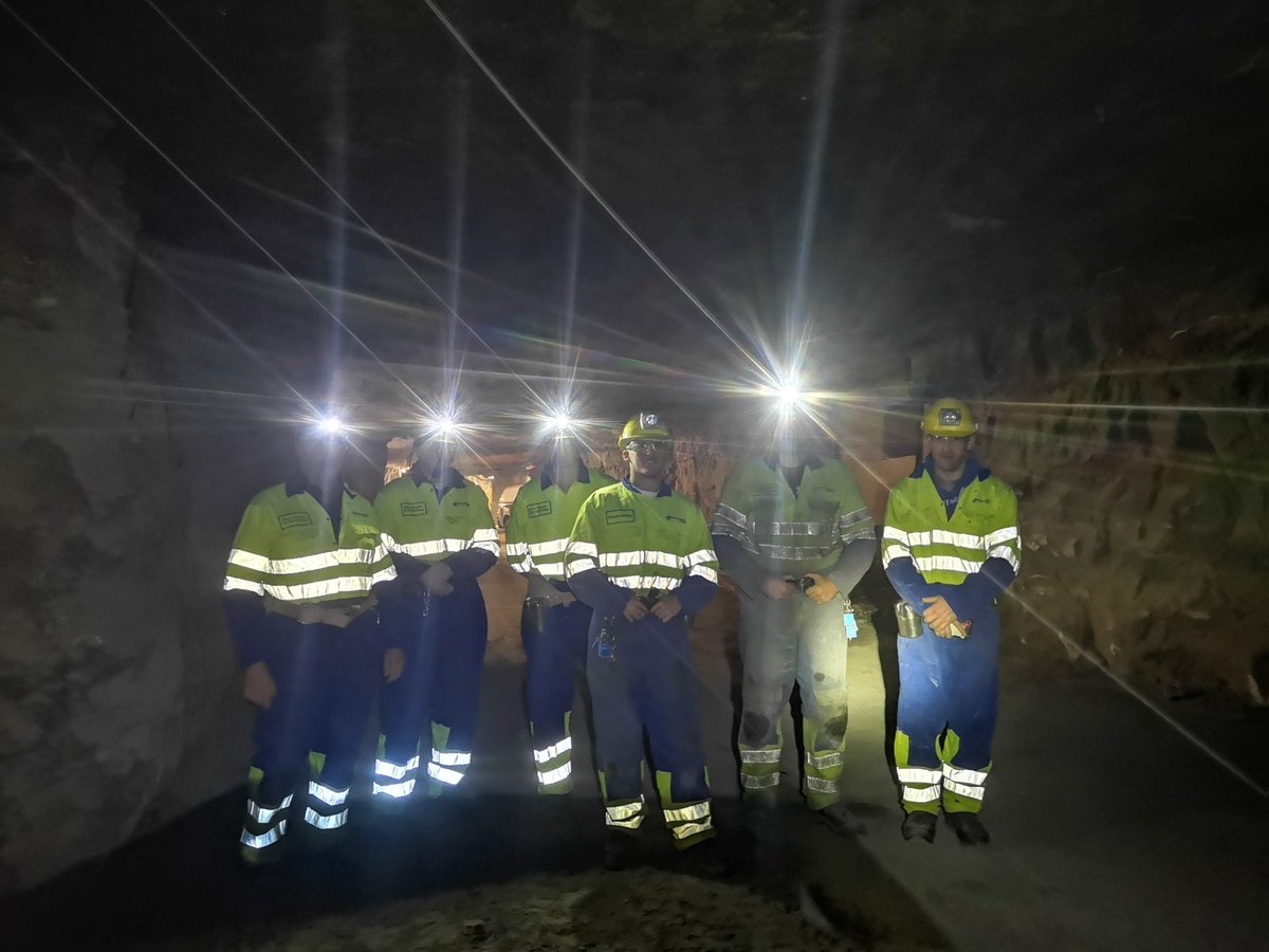 _ESC_UC's tweet photo. ESC University Courses Engineering students investigated mechanical and electrical engineering projects in the British Gypsum mine at Brightling last week. 🔦

#WhereDoUCYourself #UniversityCourses #University https://t.co/LRKzeeAgVw