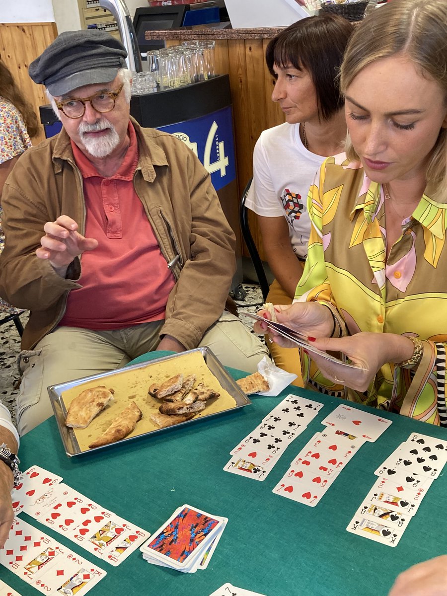 #SlowTourPadano è anche una racconto di incontri! I valori italiani che #PatrizioRoversi cerca, esistono nelle storie delle persone che li difendono! Ecco qualche incontro della puntata di sabato #25novembre sul Benessere in #Toscana, alle 15.30 su @Rete4 turistipercaso.it/magazine/slow-…