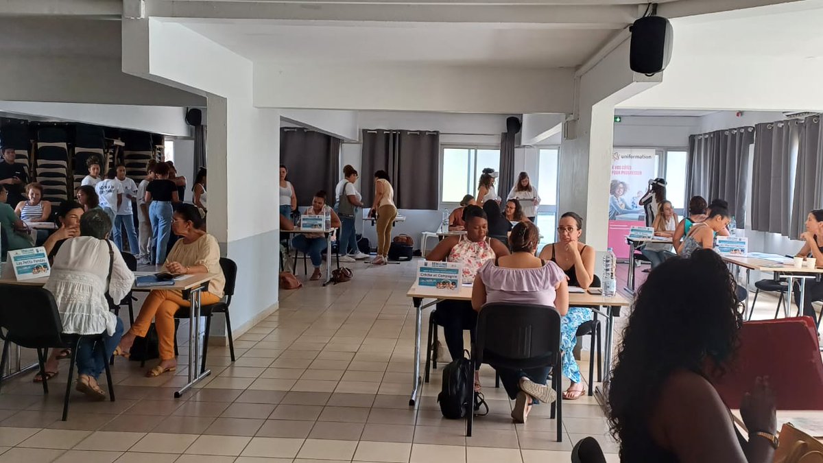 📢[ÉVÈNEMENT CAF-Pôle emploi] La journée de la Petite enfance🧸🧷🪅🧑🏽‍🦲👩🏾‍🦲, un job dating avec des entreprises de l'Ouest qui recrutent🔝, un stand pôle emploi ainsi que des stands de découverte des 5 métiers socles🎈 !