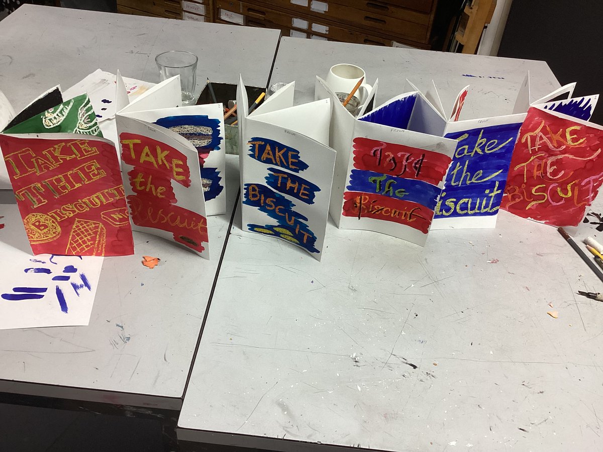 Amaia_Movie's tweet image. We had a productive and creative time with teachers and educators from St Chrstopher&apos;s and Chistlehurst School for Girls in our Art Class for School Staff yesterday evening. #ArtTeaching #ArtTechniques #ArtCPD