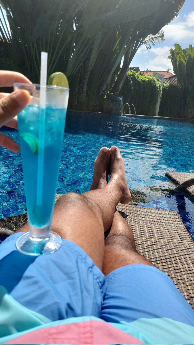 sirnutsalot21's tweet photo. Today is the day you were all blessed with my existence. Now show your appreciation while the king relaxes
#findom #findomfeet #footdom #birthdayboy #kingday #alphaadventures #paradise #paradiseliving #feet #send #gifts #finsubs #paypigs #malefeet #BNWO #FYPM #footfetısh #relax https://t.co/6LSKBpzWEx