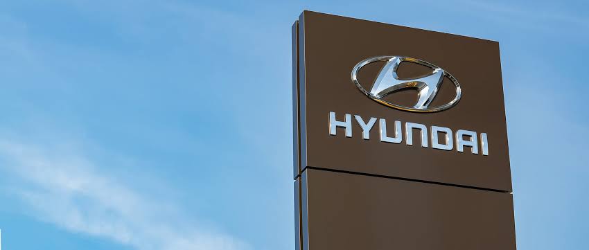 Thefactstechup1's tweet photo. 🚨Hyundai investing ₹700 crore on our battery assembly plant in  Tamil Nadu, which will have a capacity of 75,000 battery packs annually in the first phase by 2025.
#Hyundai #EV #Electricvehicles
#TamilNadu #India https://t.co/KxmazjMcNm