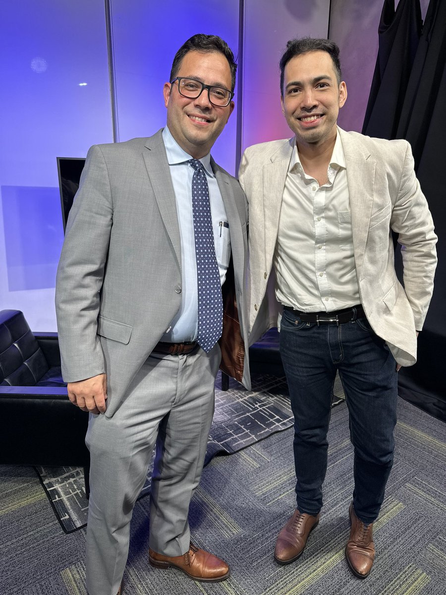 Finally in-person catch up w/ fellow global affairs ‘aficionado’ & prolific security analyst @DerekJGrossman, who so kindly shared his precious time & great insights on Biden’s Asia policy and its discontents for our @onenewsph show “The View From Manila” ❤️🙏🇵🇭