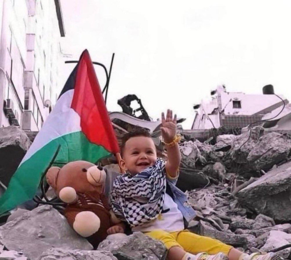 Best picture for today's 
World children's Day. 
🇵🇸🇵🇸🇵🇸
#WorldChildrenDay

#FreePalestine 
#IsraeliTerrorists 
#IsraeliWarCrimes