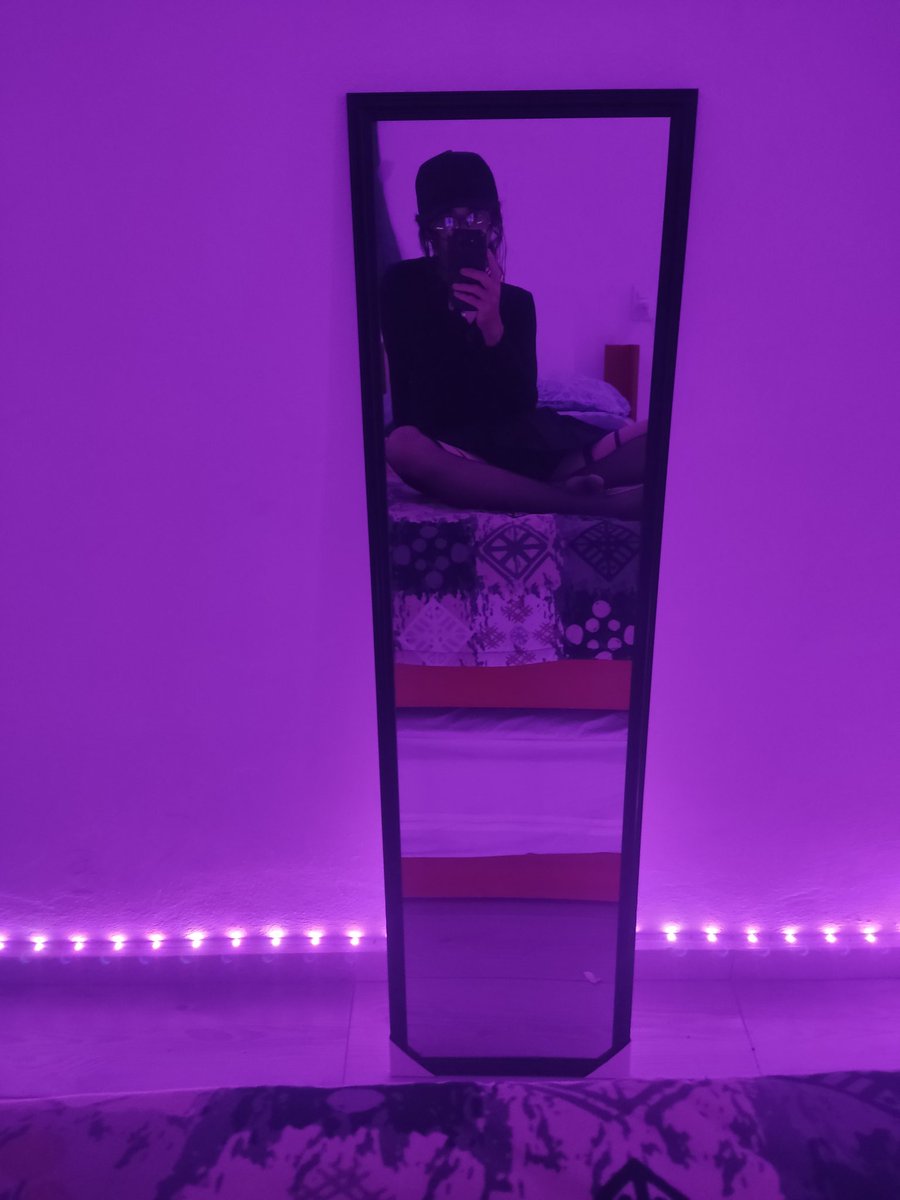 Mianime009's tweet photo. Les gusta cómo me veo? 🥺💜
#femboy #trapito #sissy https://t.co/4ilAHm1Lqs
