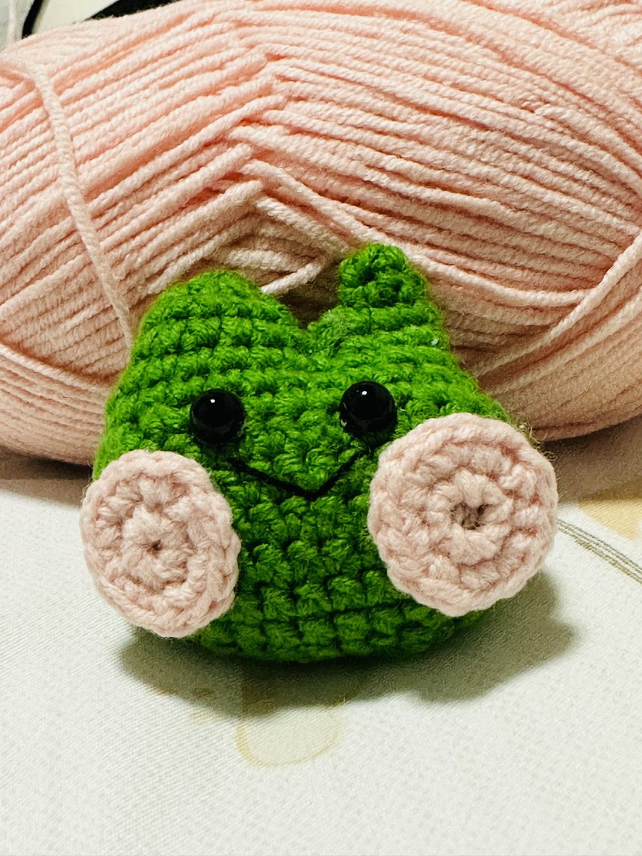 Watermelonon3's tweet photo. 🐸🐱🥲 https://t.co/ccszxUcmxY