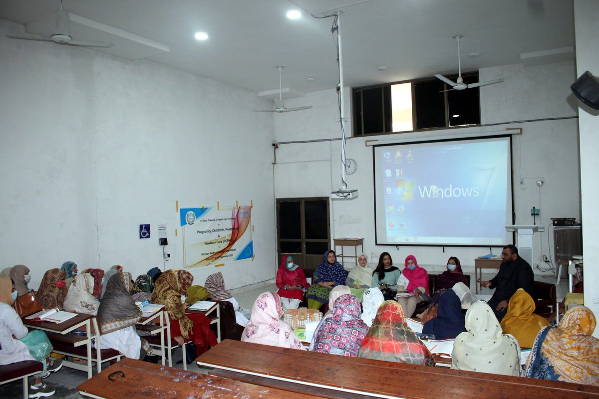 JIHA_Official's tweet photo. The Health Dept of Khyber Pakhtunkhwa, with UNICEF, organized a 7-day Pregnancy &amp; Newborn Care Course at Women Medical College, ATD, from Nov 13-19, 2023. Thanks to collaborative efforts, this initiative trained individuals. Special thanks to JIHA &amp; WMC for their crucial roles. https://t.co/IKkkhtIzNI