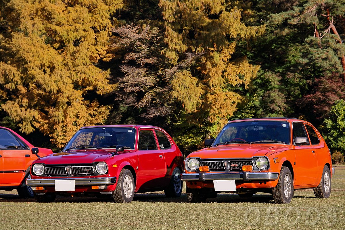 OBOD5's tweet photo. 先週土曜は 青梅宿懐古自動車同窓会 にお邪魔してきました📷昭和車と紅葉の素敵な光景🍂🚕関係者の皆様一日ありがとうございました!👏🙇#青梅宿懐古自動車同窓会 #ホンダバモス #マツダポータートラック #セリカLB2000GT #ホンダシビック #トヨタスポーツ800 #昭和の車 #旧車イベント https://t.co/IenE4jmiLF