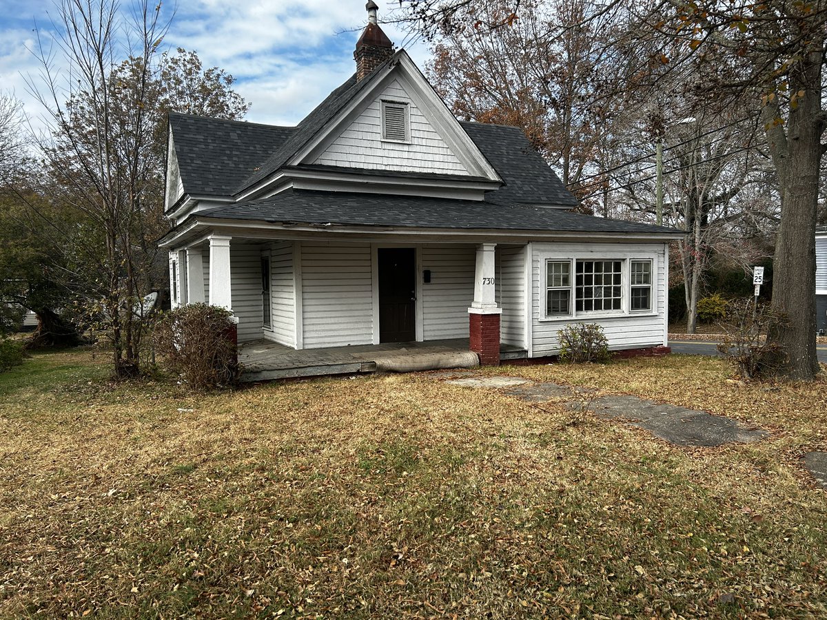 TimDavis309's tweet photo. Looking for investment opportunities? #TalkwithTim
#Fix&Flip
#propertymanagement https://t.co/JVL6rC8IBJ